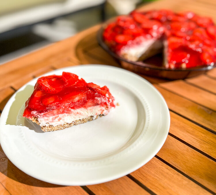 Summer Dessert – Strawberry Pretzel Pie